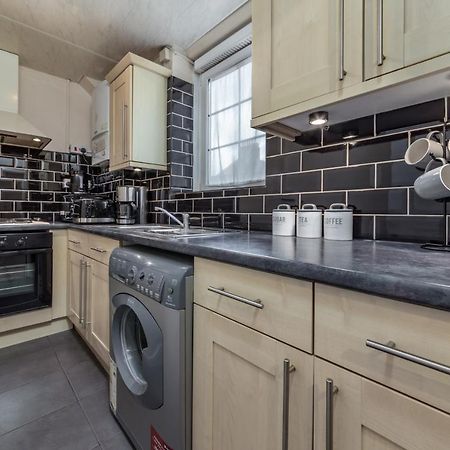 Suites By Rehoboth - Pilgrim Residence - Southwark Londra Esterno foto