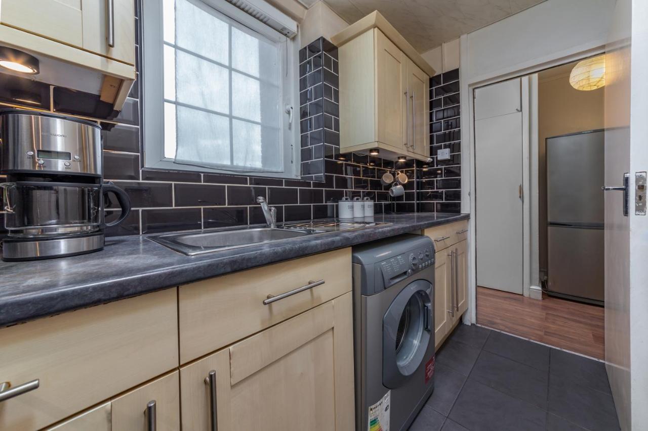 Suites By Rehoboth - Pilgrim Residence - Southwark Londra Esterno foto
